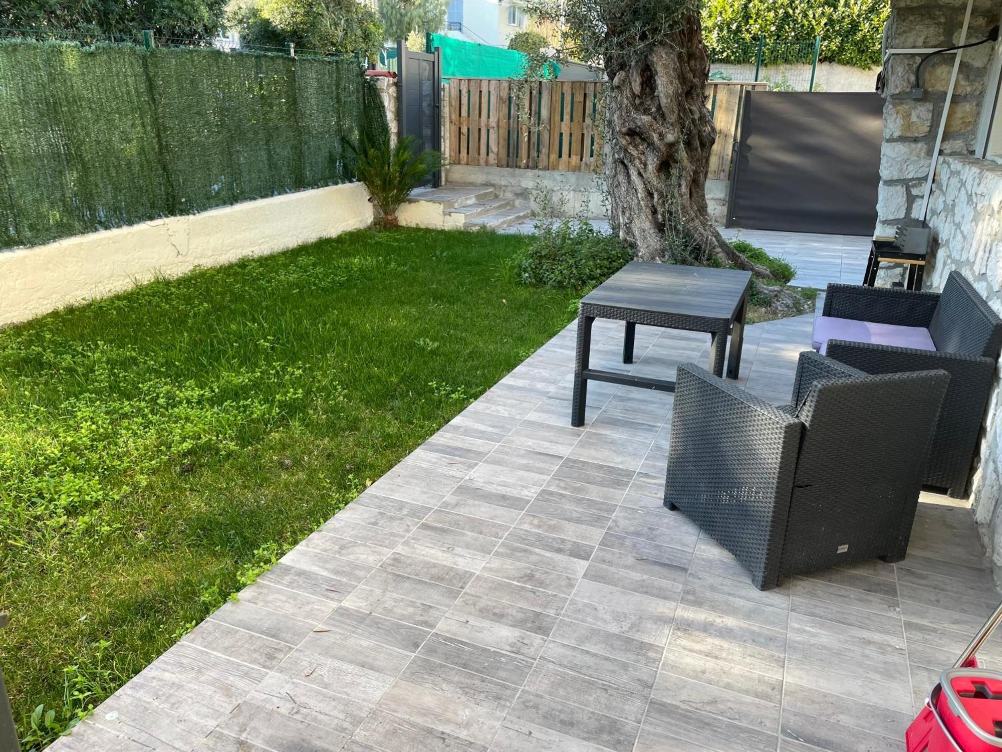 Joli Rez De Jardin 4 Pieces A Cagnes Sur Mer Exteriér fotografie
